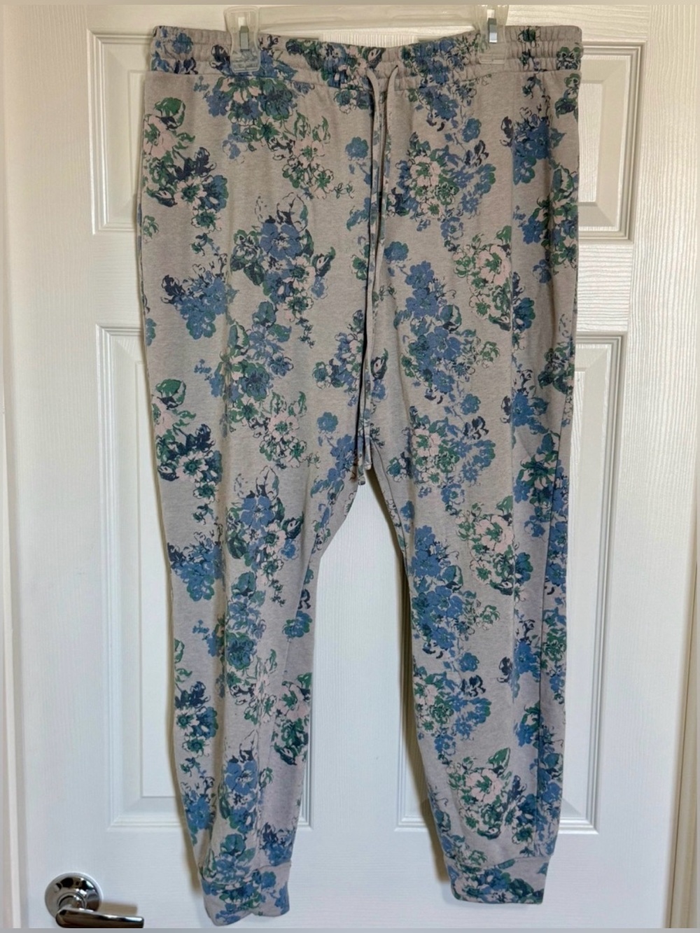 LC Lauren Conrad Floral Sweatpants XL Blue Gray Jogger Lounge Pants